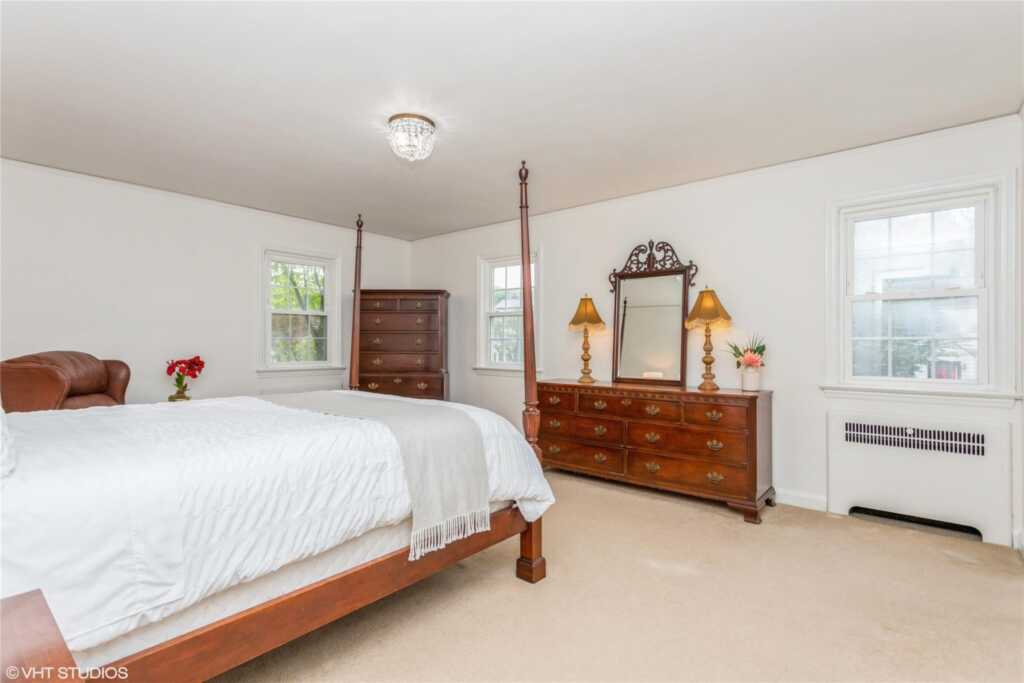 57 Seneca Avenue, White Plains, NY 10603 - Photo 23 of 38