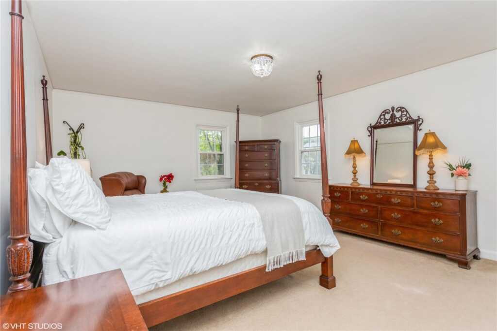57 Seneca Avenue, White Plains, NY 10603 - Photo 24 of 38