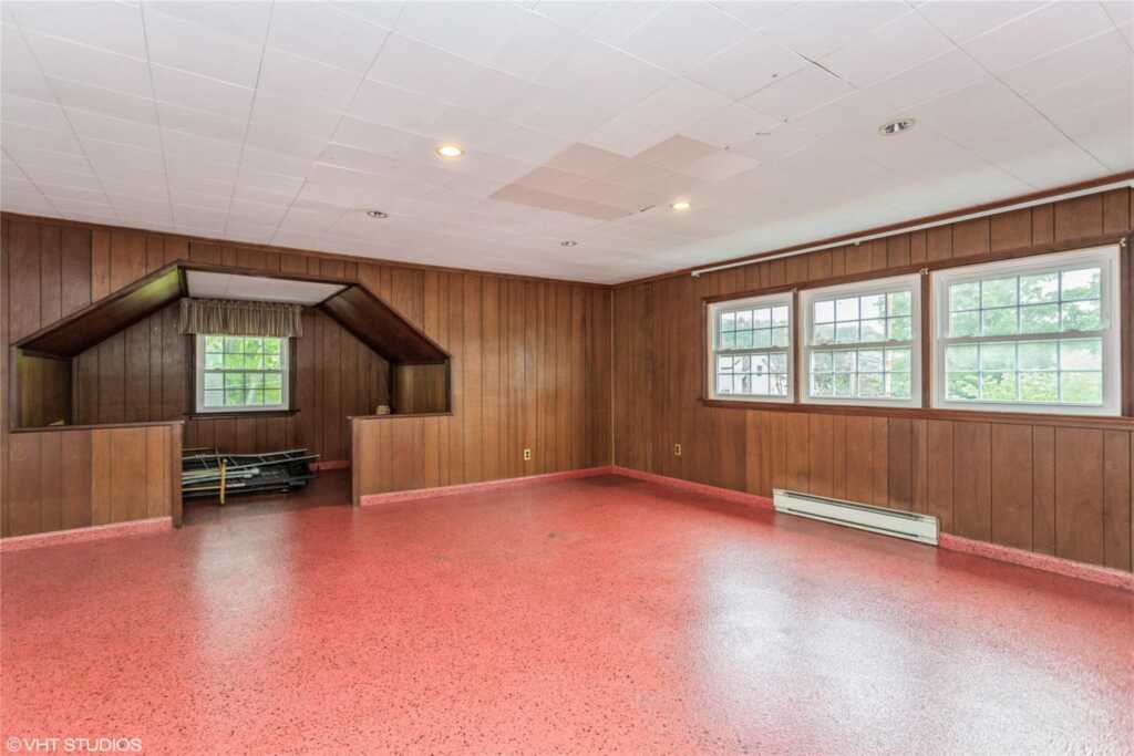 57 Seneca Avenue, White Plains, NY 10603 - Photo 28 of 38