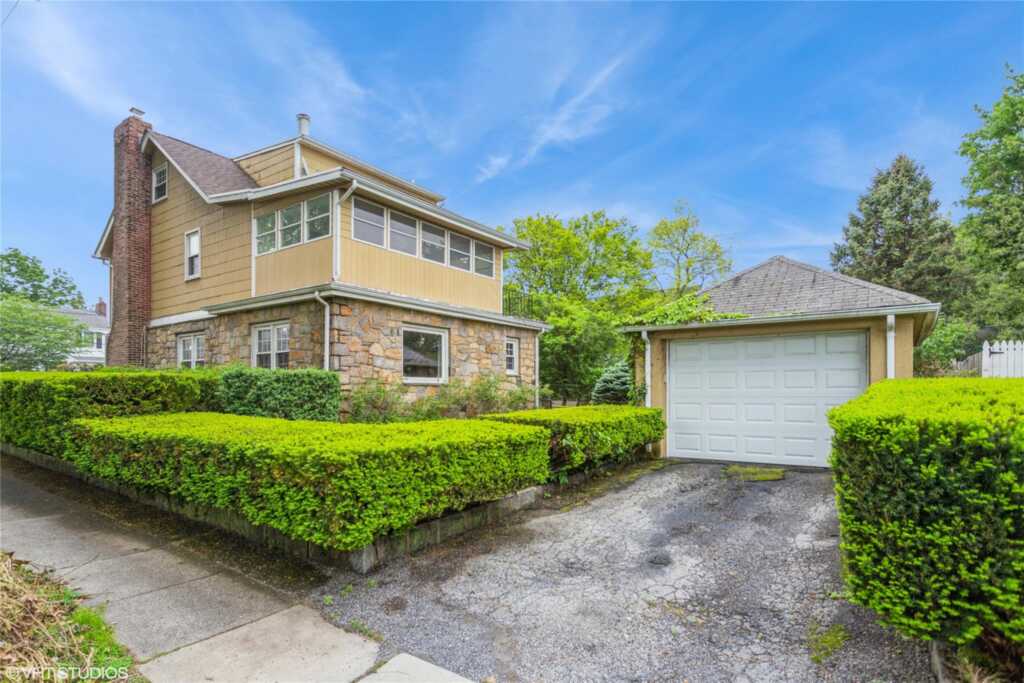 57 Seneca Avenue, White Plains, NY 10603 - Photo 31 of 38