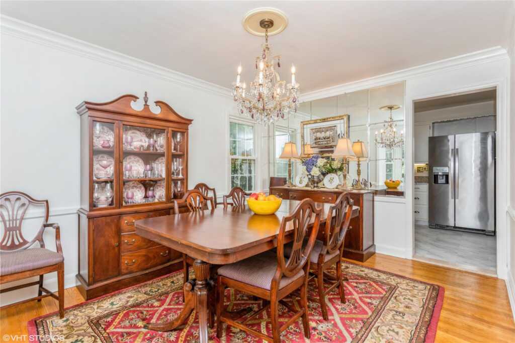 57 Seneca Avenue, White Plains, NY 10603 - Photo 9 of 38