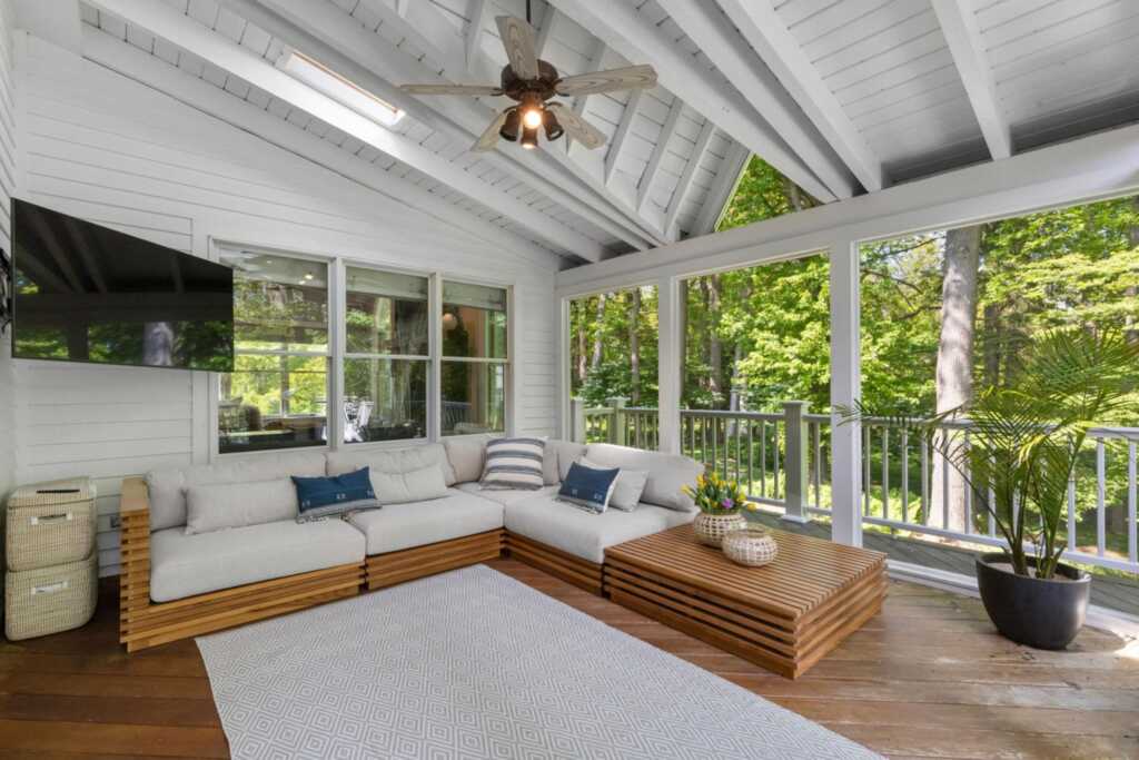 4 Bixby Court, Rye, NY 10580 - Photo 6 of 36