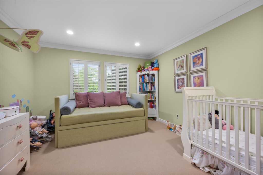 9 Patriot Court, New City, NY 10956 - Photo 24 of 45