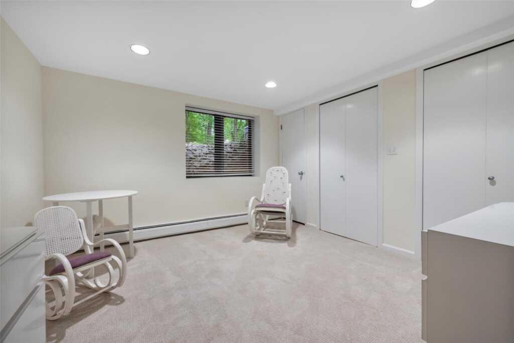 9 Patriot Court, New City, NY 10956 - Photo 34 of 45