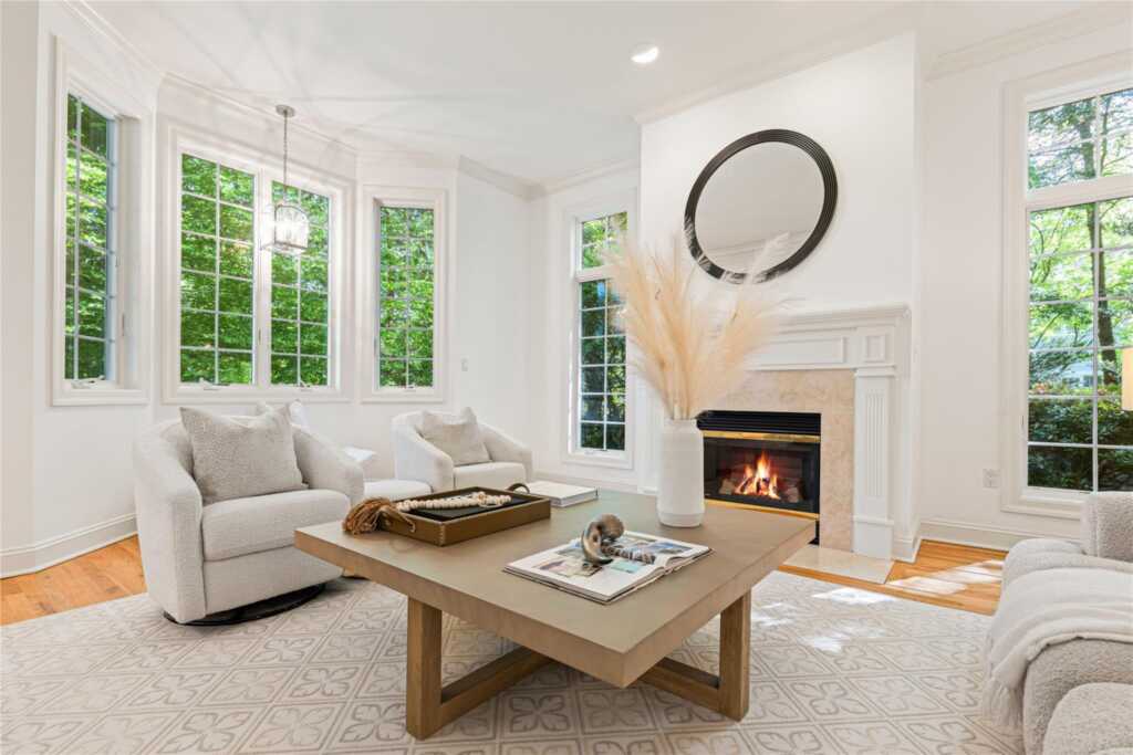 36 Hunt Place, Rye, NY 10580 - Photo 3 of 40