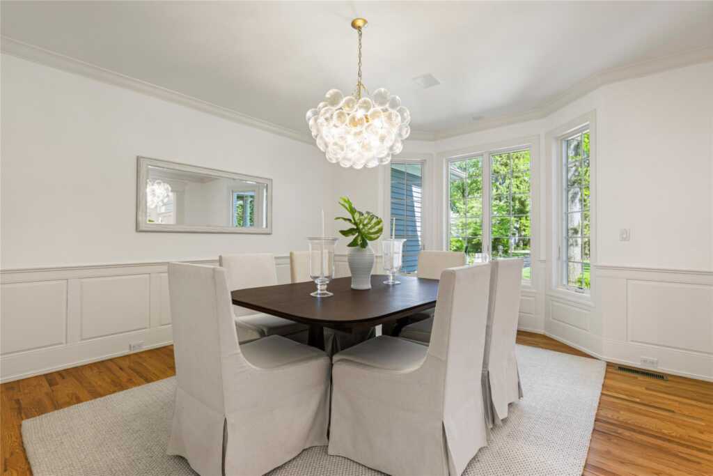 36 Hunt Place, Rye, NY 10580 - Photo 5 of 40