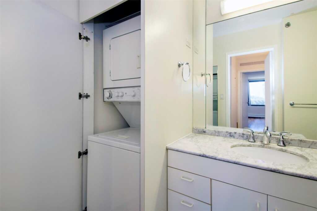 4 Martine Avenue, Unit #914, White Plains, NY 10601 - Photo 15 of 28