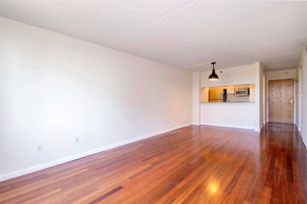 4 Martine Avenue, Unit #914, White Plains, NY 10601 - Photo 8 of 28