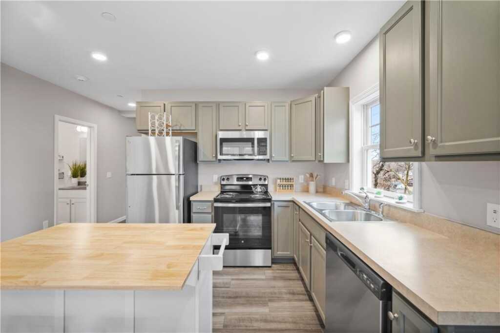 108 Kensico Avenue, Unit #1B, White Plains, NY 10604 - Photo 4 of 26