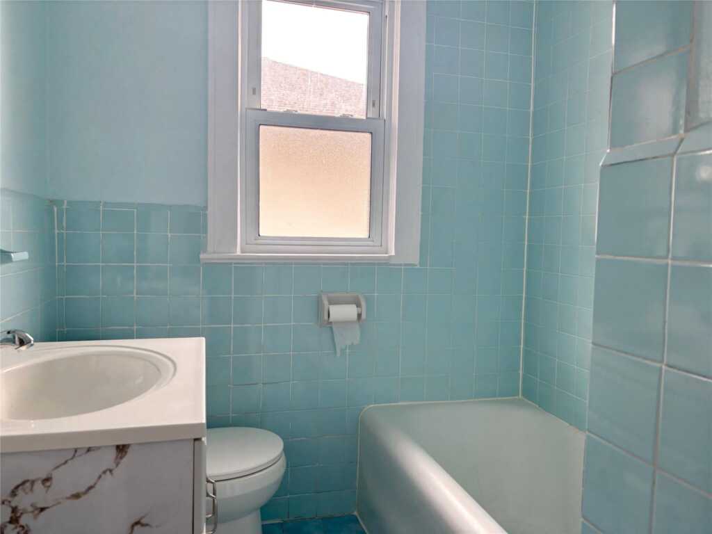 122 Lispenard Avenue, Unit #2, New Rochelle, NY 10801 - Photo 14 of 17