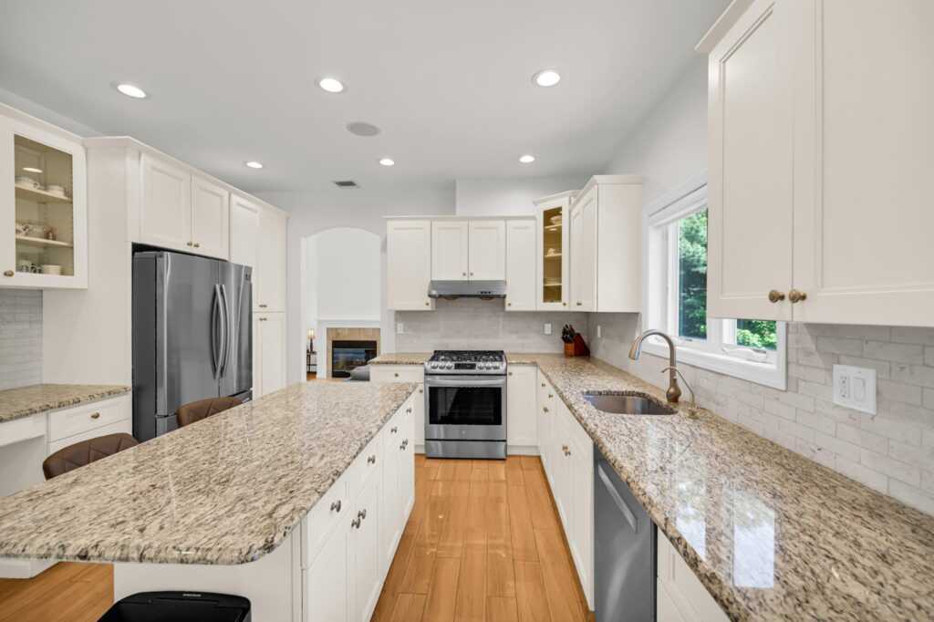 47 Roberts Road, New City, NY 10956 - Photo 16 of 49