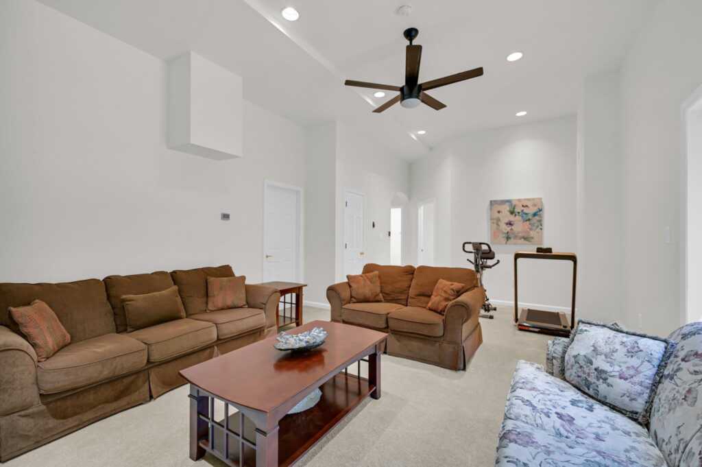 47 Roberts Road, New City, NY 10956 - Photo 35 of 49