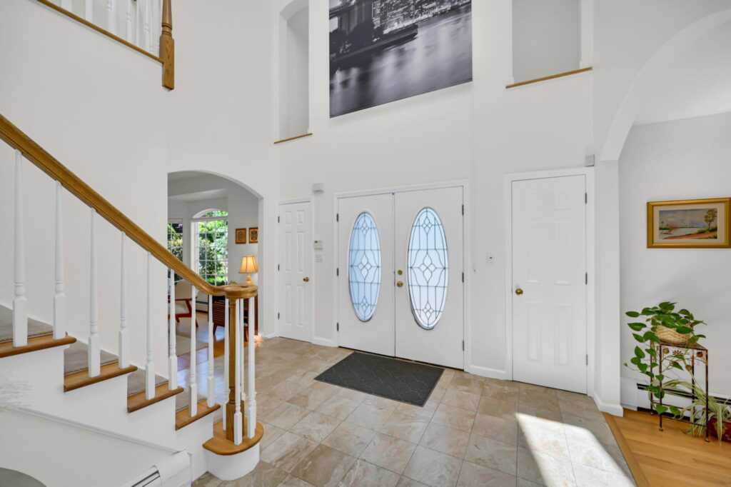 47 Roberts Road, New City, NY 10956 - Photo 5 of 49