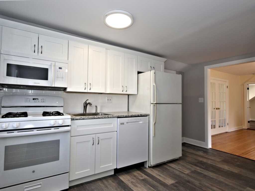 1306 Henry Avenue, Rye, NY 10543 - Photo 15 of 27