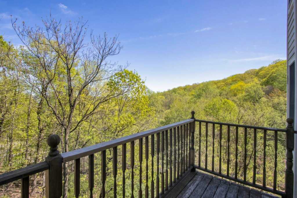 405 Christian Herald Road, Valley Cottage, NY 10989 - Photo 17 of 35