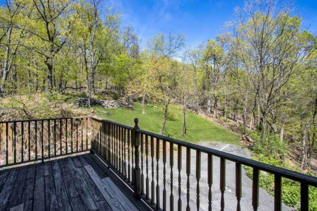 405 Christian Herald Road, Valley Cottage, NY 10989 - Photo 18 of 35