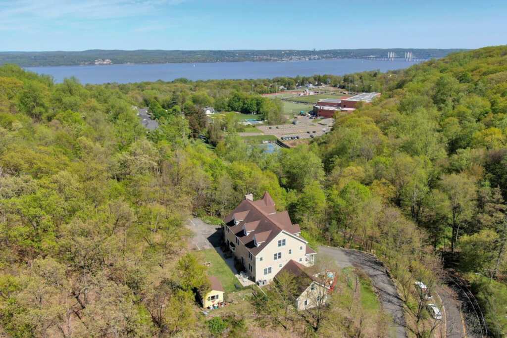 405 Christian Herald Road, Valley Cottage, NY 10989 - Photo 34 of 35