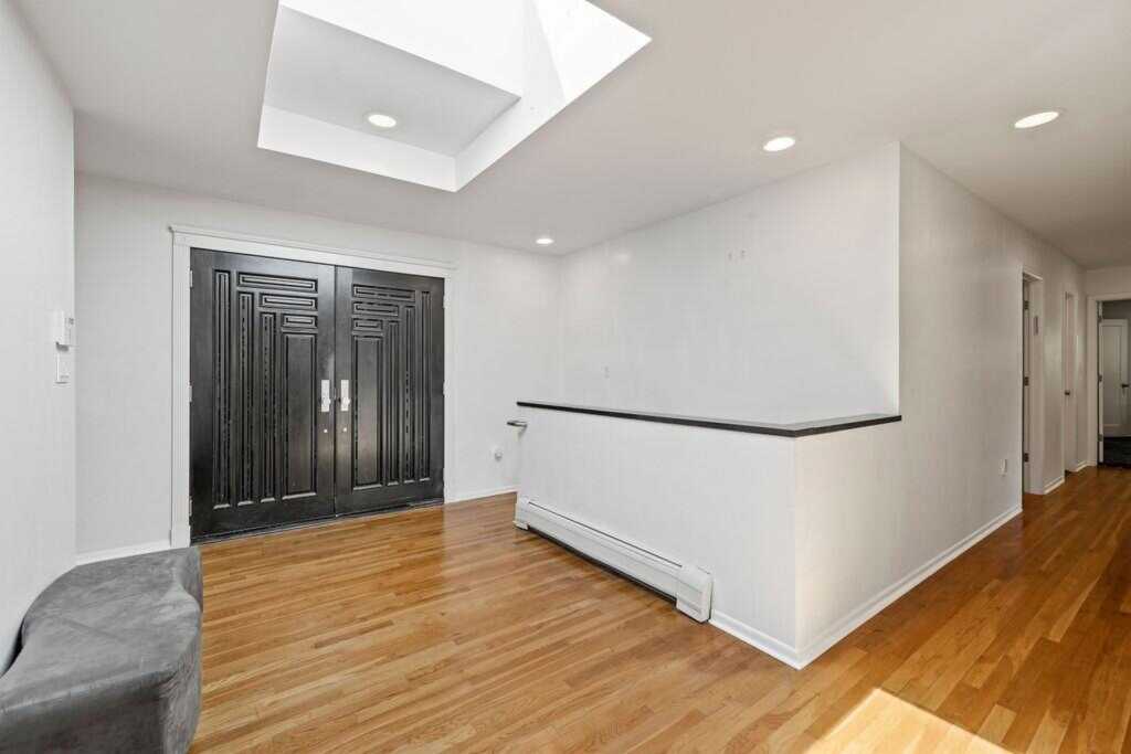 8 Beaumont Drive, New City, NY 10956 - Photo 13 of 48