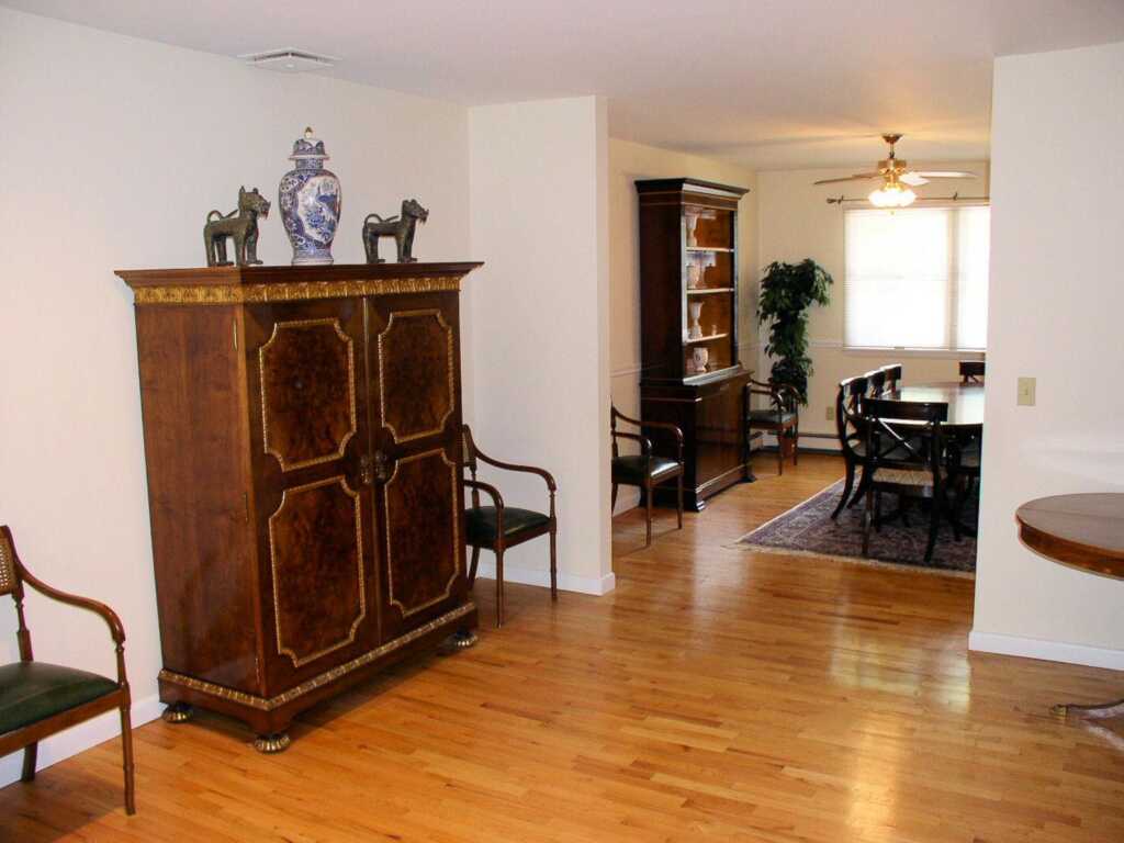 6 Railside, White Plains, NY 10605 - Photo 4 of 31