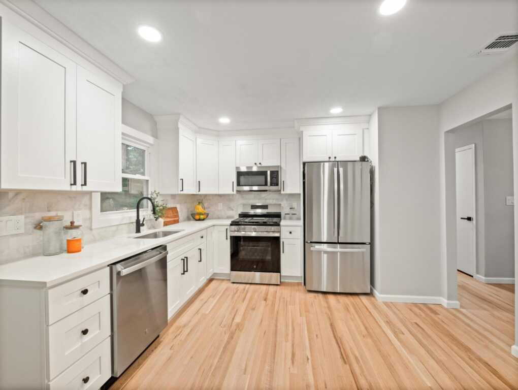 31 Pennsylvania Avenue, Valley Cottage, NY 10989 - Photo 14 of 34
