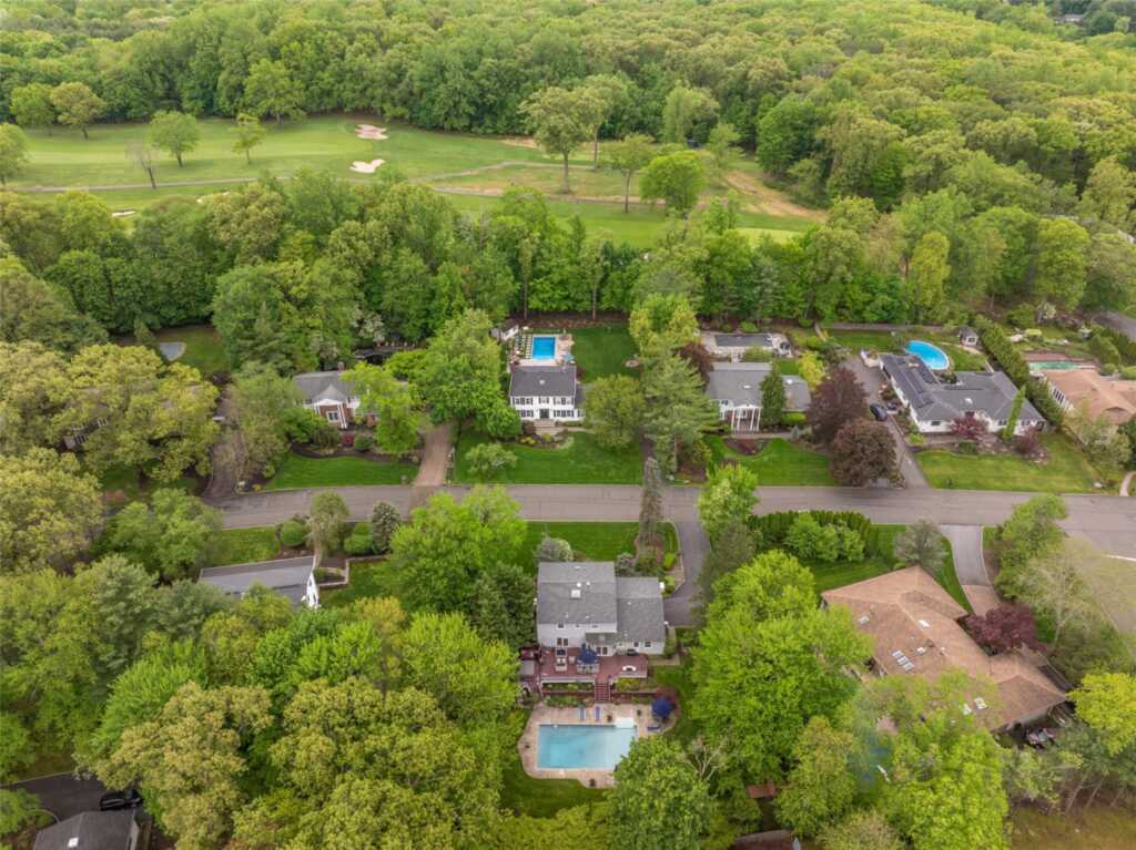36 Windgate Drive, New City, NY 10956 - Photo 4 of 50