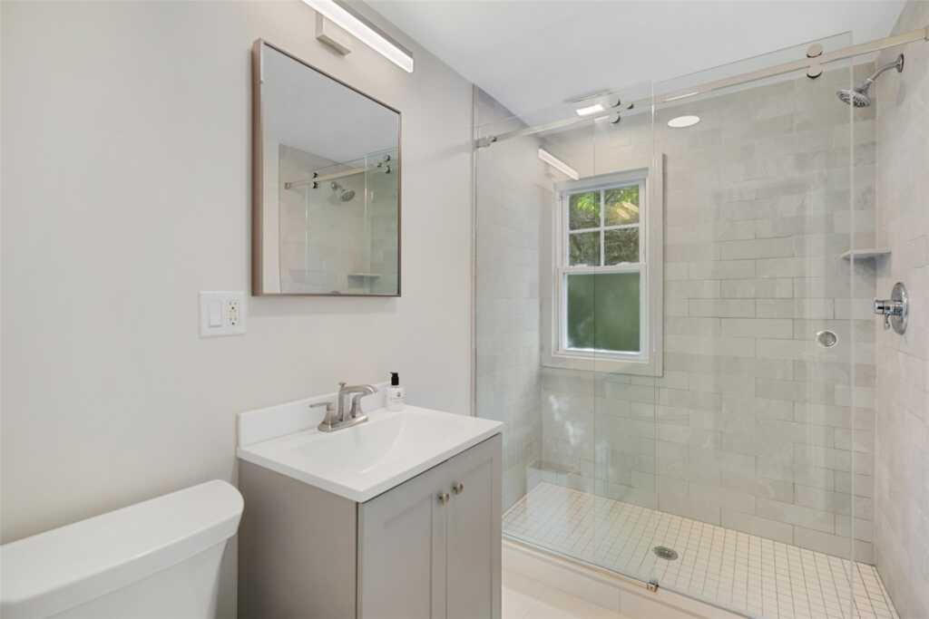 370 Oakland Beach Avenue, Rye, NY 10580 - Photo 12 of 21