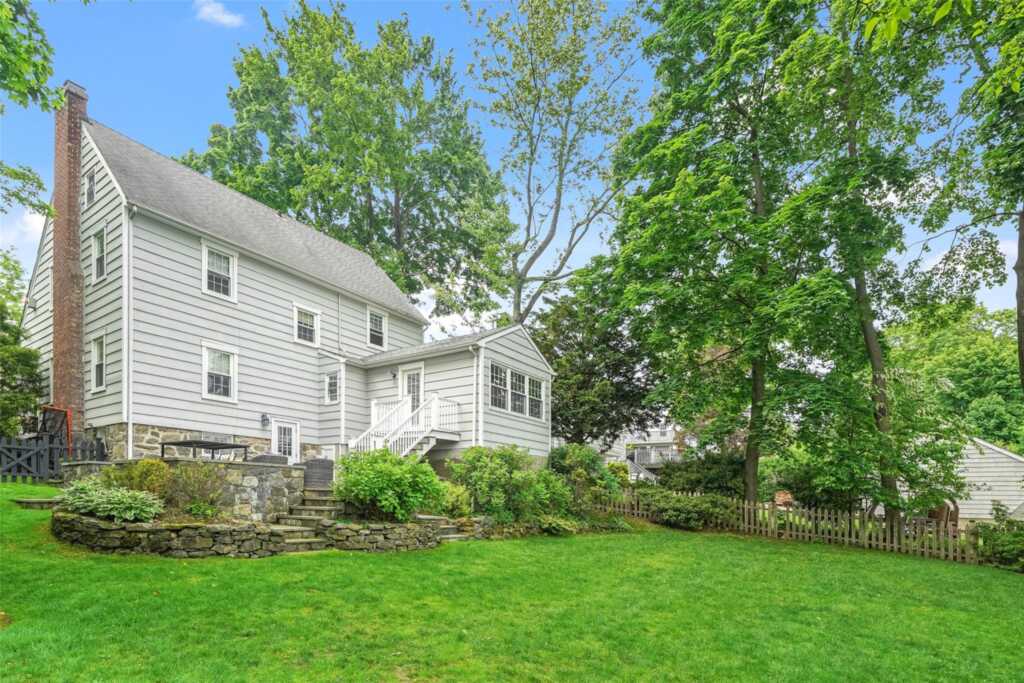 18 Puritan Drive, Rye, NY 10573 - Photo 24 of 30