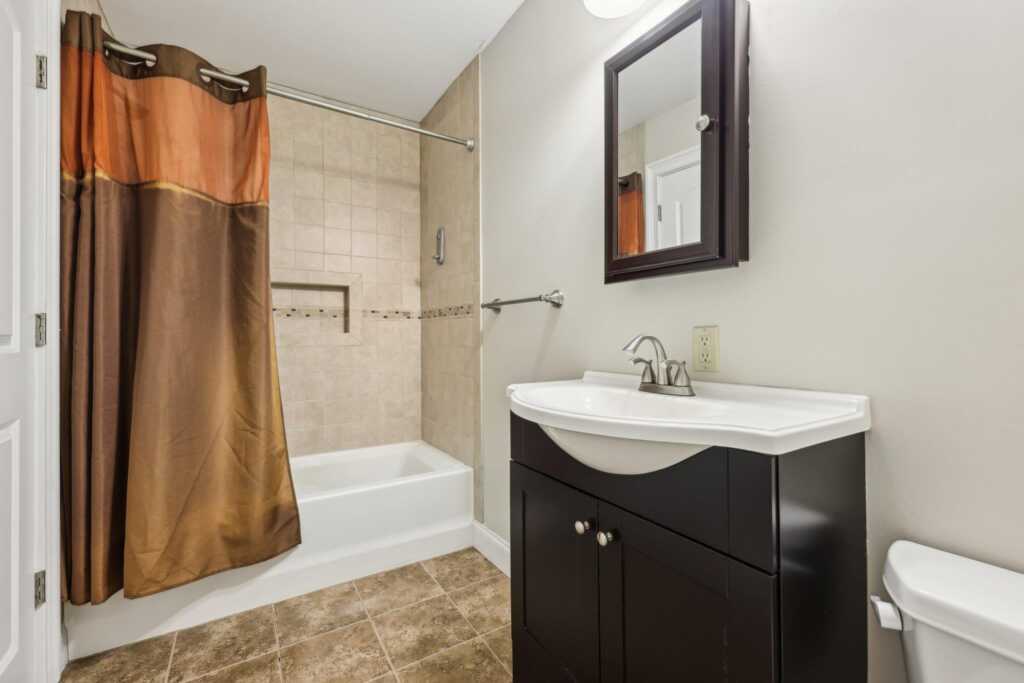 306 Old Mill Road, Valley Cottage, NY 10989 - Photo 12 of 43