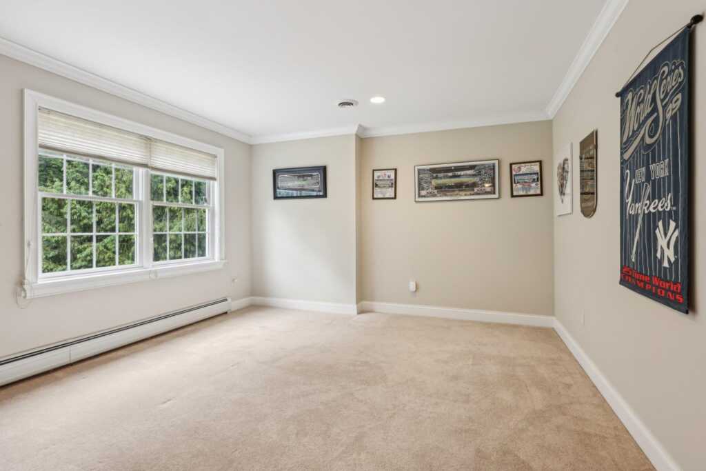 306 Old Mill Road, Valley Cottage, NY 10989 - Photo 26 of 43