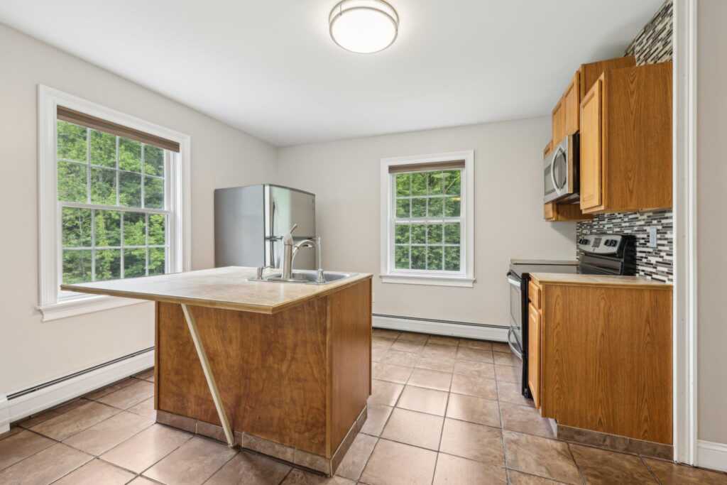 306 Old Mill Road, Valley Cottage, NY 10989 - Photo 27 of 43