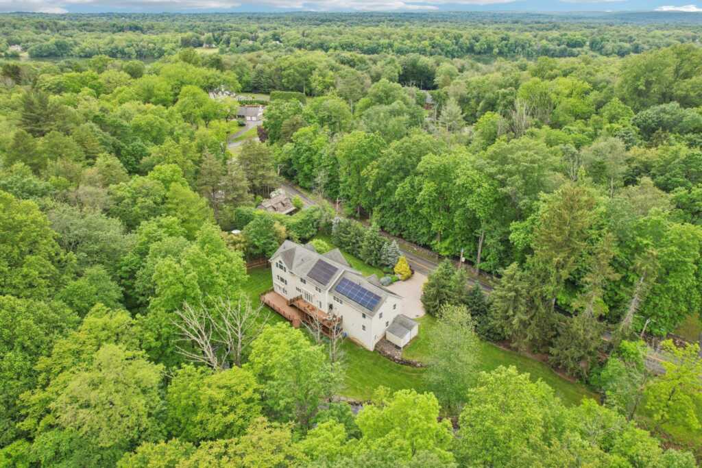 306 Old Mill Road, Valley Cottage, NY 10989 - Photo 39 of 43