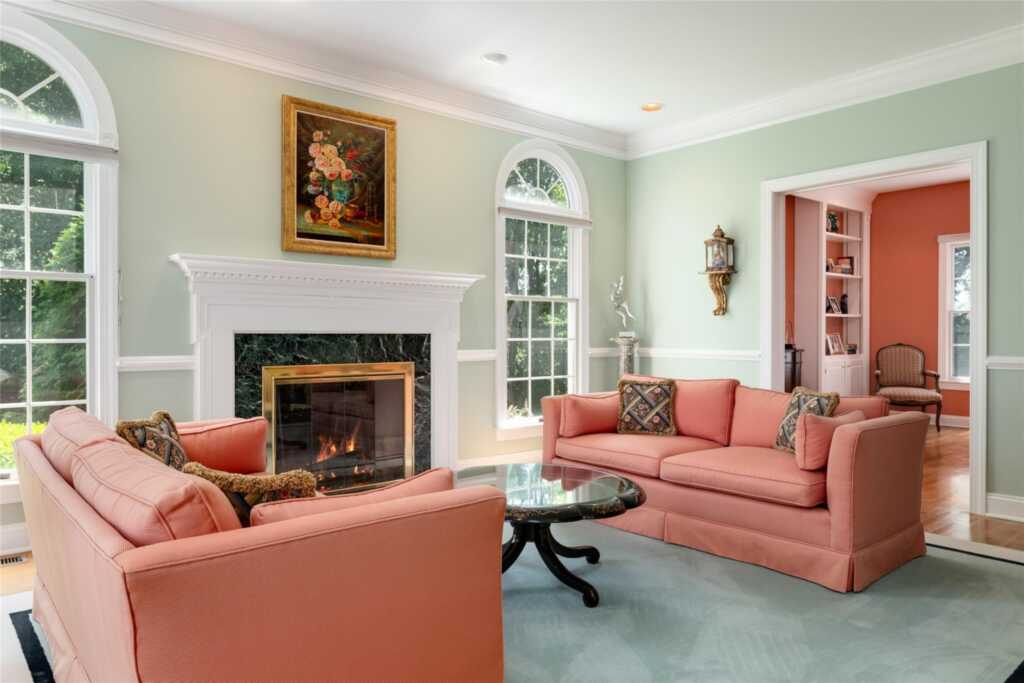 8 Paddock Road, White Plains, NY 10605 - Photo 5 of 32