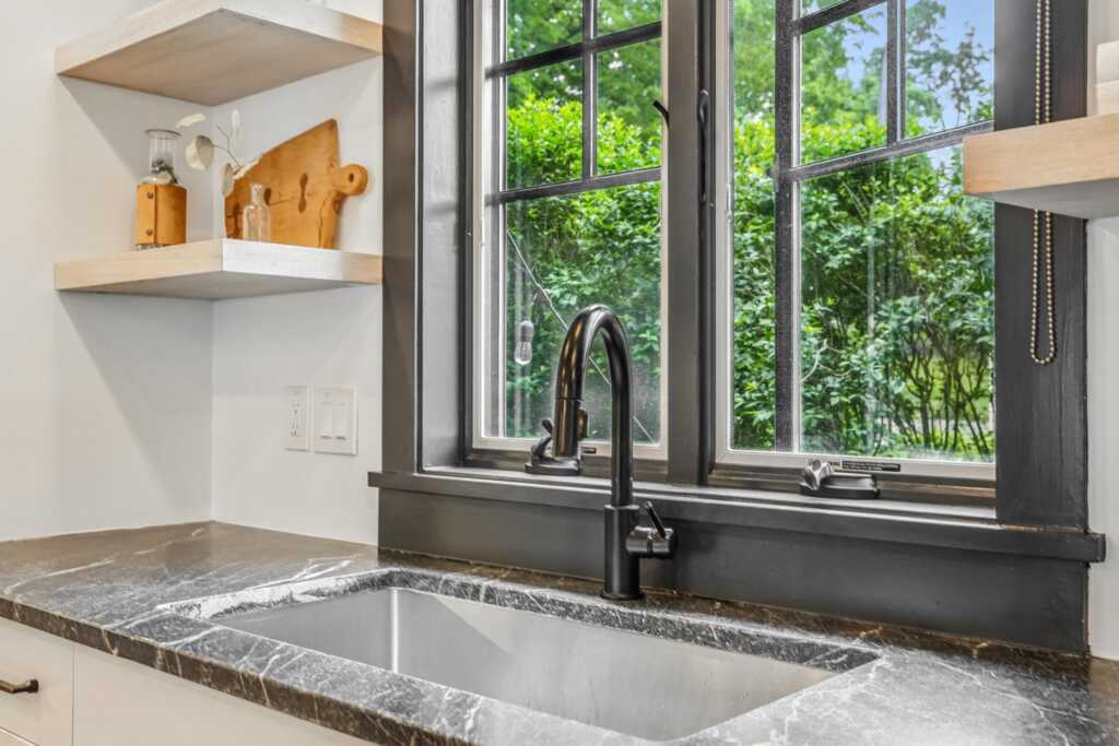 9 Grapal Street, Rye, NY 10580 - Photo 9 of 44