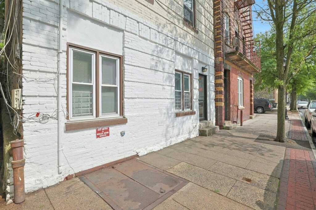 91 Ferris Avenue, White Plains, NY 10603 - Photo 2 of 15