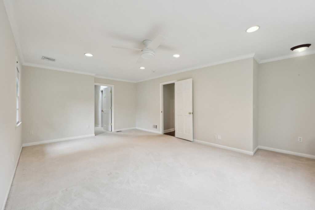 56 Rolling Way, New Rochelle, NY 10804 - Photo 19 of 47