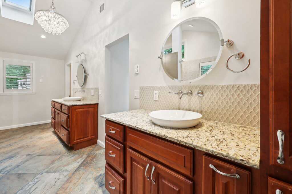 56 Rolling Way, New Rochelle, NY 10804 - Photo 23 of 47