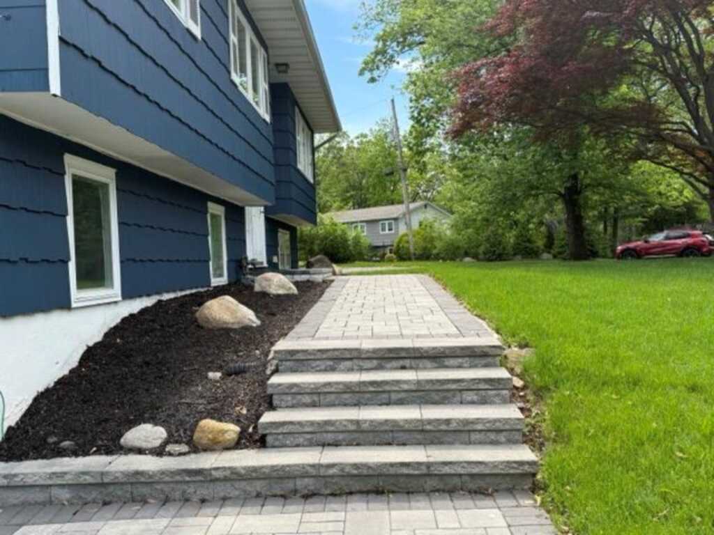 76 Amundsen Lane, New City, NY 10956 - Photo 3 of 36