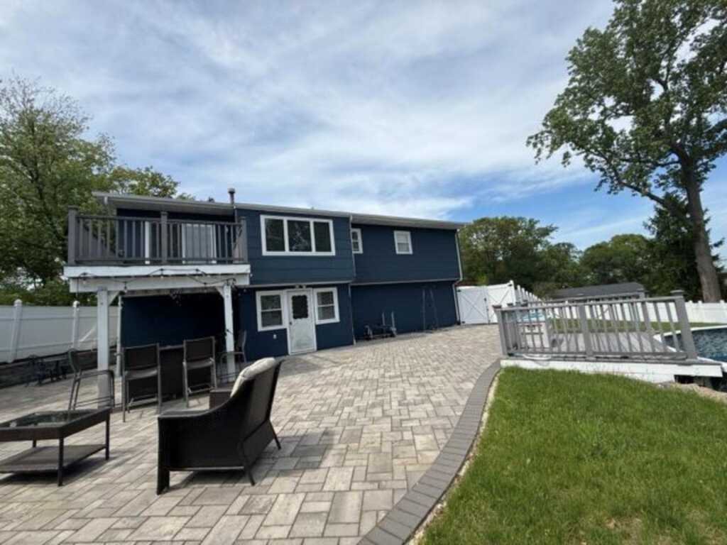 76 Amundsen Lane, New City, NY 10956 - Photo 4 of 36
