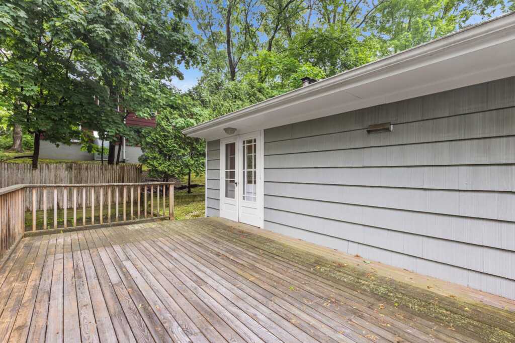 269 Woodlands Avenue, White Plains, NY 10607 - Photo 12 of 34