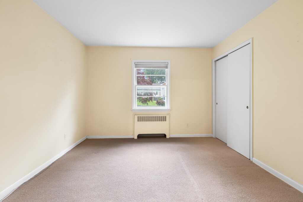 269 Woodlands Avenue, White Plains, NY 10607 - Photo 19 of 34
