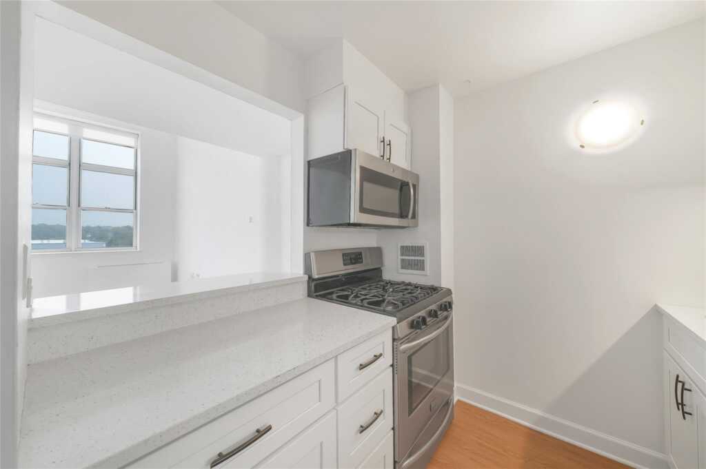 1 Landmark Square, Unit #522, Rye, NY 10573 - Photo 6 of 29