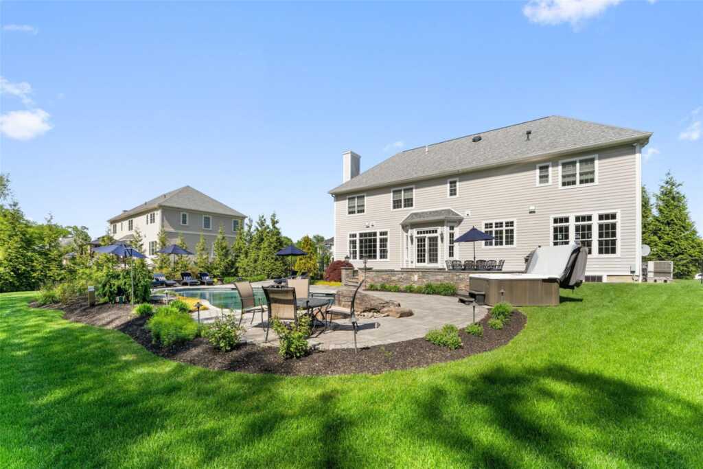 333 Pleasant Hill Drive, New City, NY 10956 - Photo 44 of 49