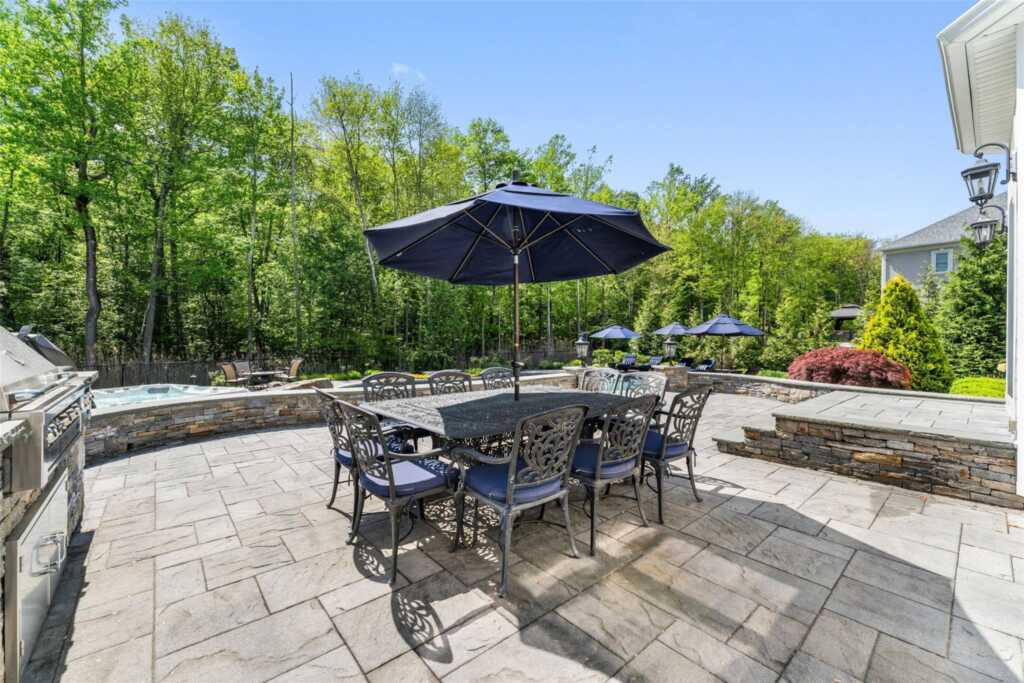 333 Pleasant Hill Drive, New City, NY 10956 - Photo 45 of 49