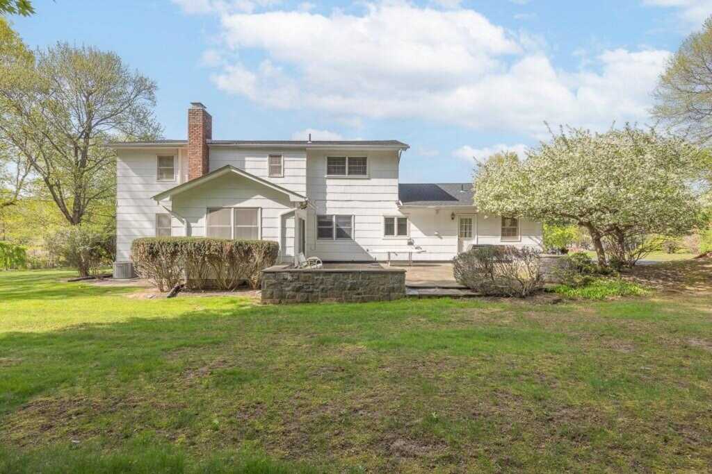 6 Overhill Lane, New City, NY 10956 - Photo 12 of 37