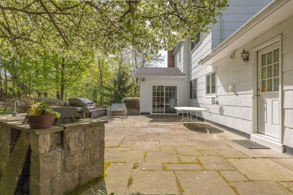 6 Overhill Lane, New City, NY 10956 - Photo 14 of 37