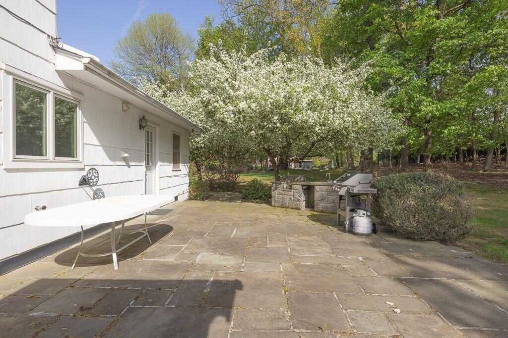 6 Overhill Lane, New City, NY 10956 - Photo 15 of 37