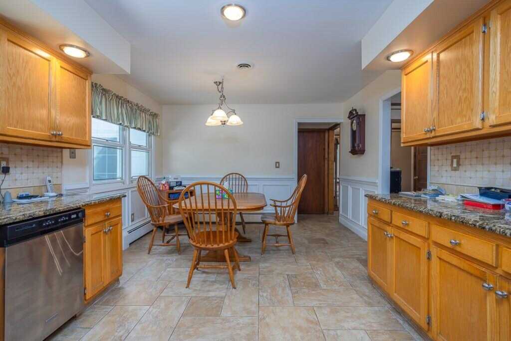 6 Overhill Lane, New City, NY 10956 - Photo 25 of 37