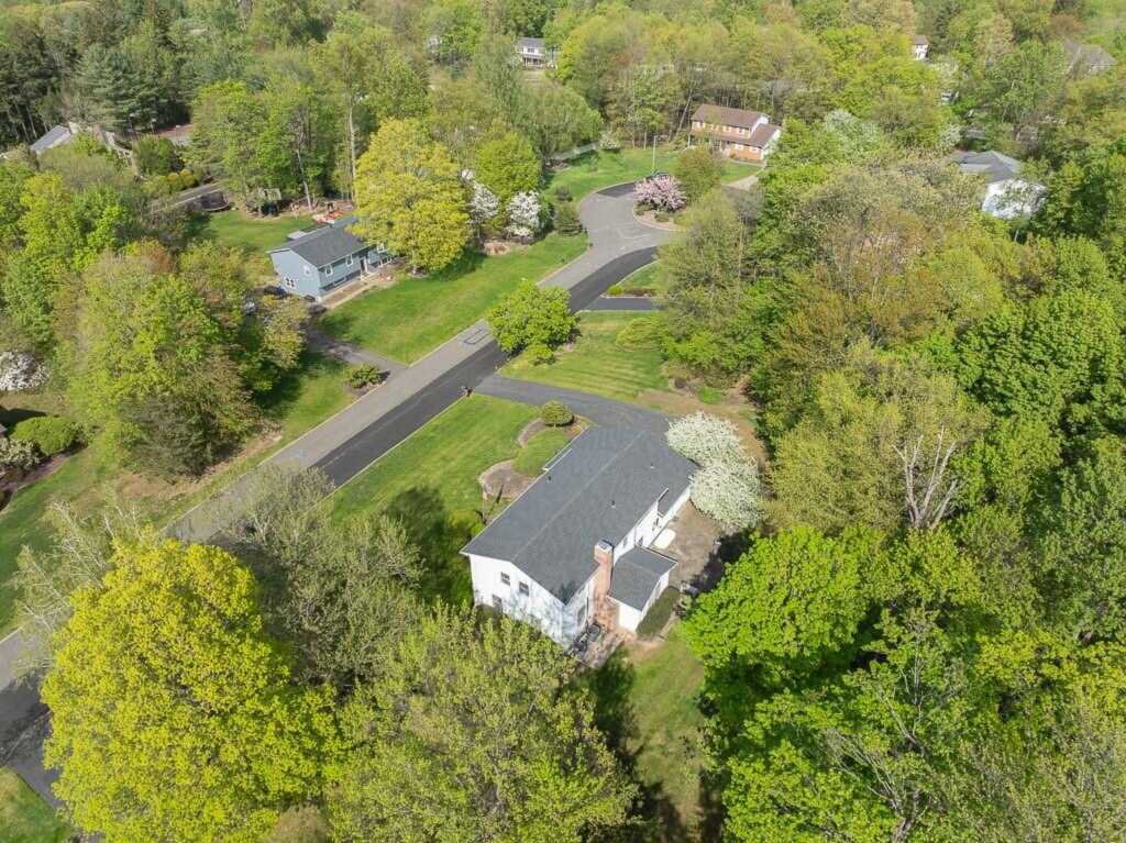 6 Overhill Lane, New City, NY 10956 - Photo 3 of 37