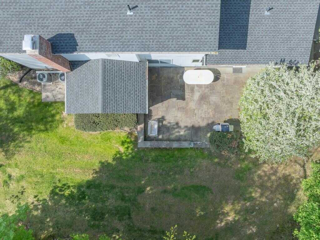 6 Overhill Lane, New City, NY 10956 - Photo 5 of 37