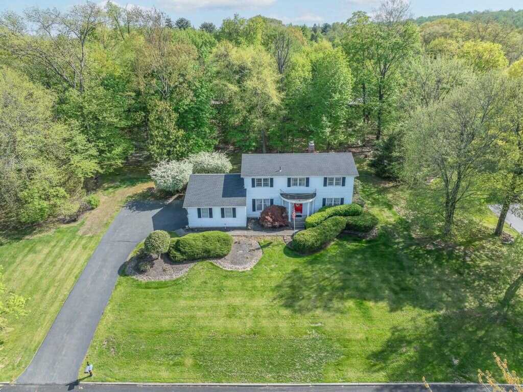 6 Overhill Lane, New City, NY 10956 - Photo 6 of 37